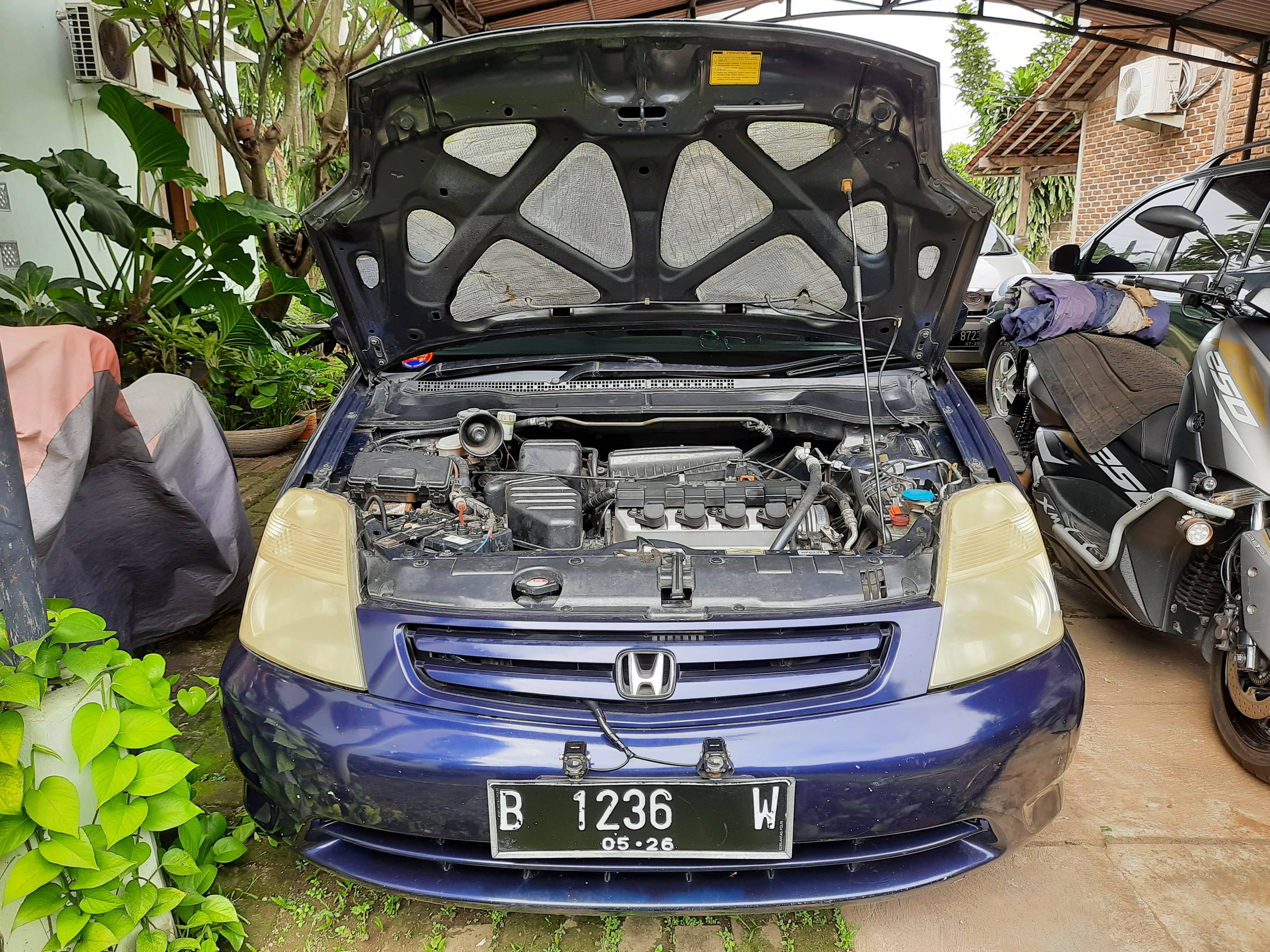 2002 Honda Stream T:1.7 M/T 2002 Honda Stream T:1.7 M/T