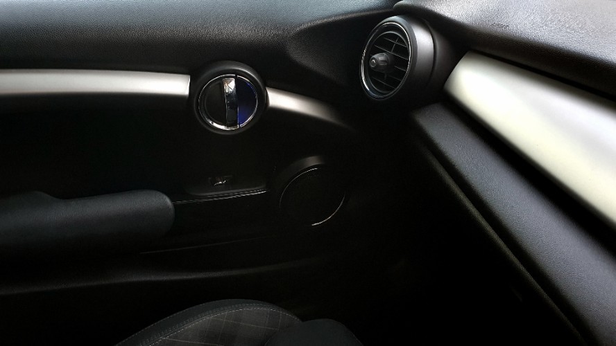 2018 MINI 3 Door 2018 MINI 3 Door