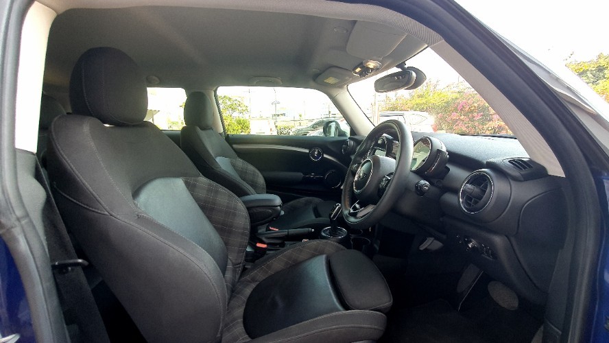 2018 MINI 3 Door 2018 MINI 3 Door