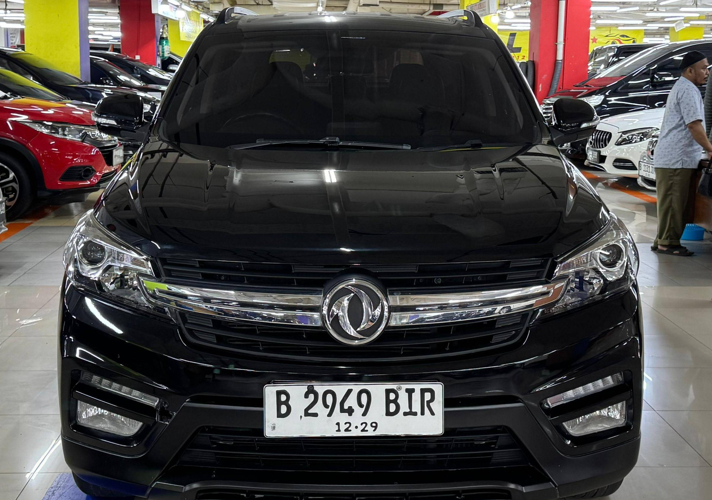 2019 DFSK Glory 560 Bekas 2019 DFSK Glory 560 Bekas