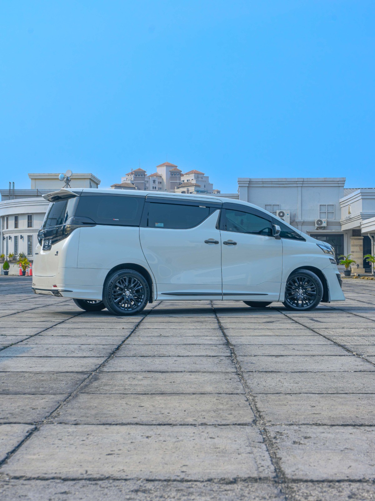 2017 Toyota Vellfire 2017 Toyota Vellfire