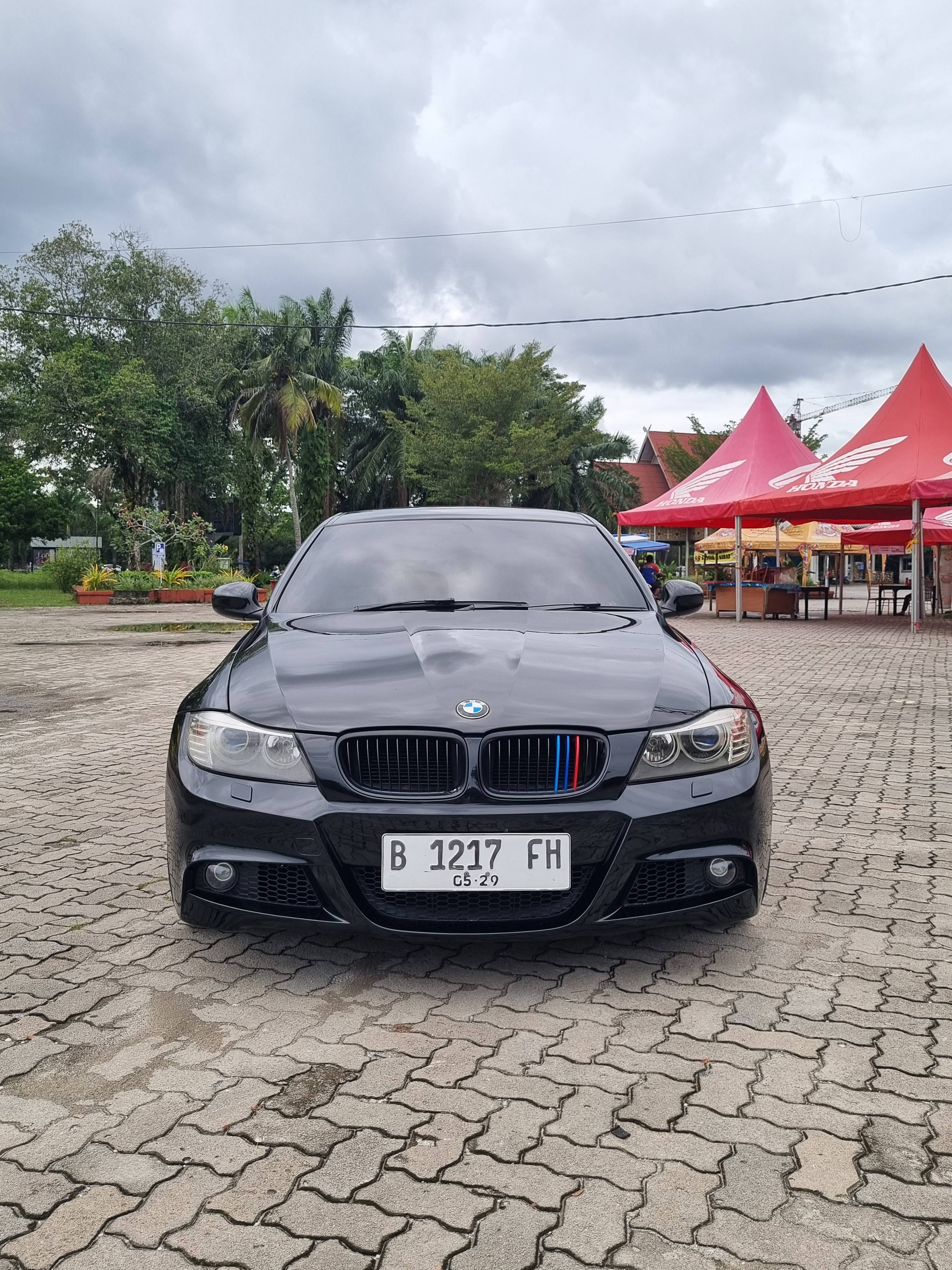 Second Hand 2010 BMW 3 Series Touring 320i M Sport Second Hand 2010 BMW 3 Series Touring 320i M Sport