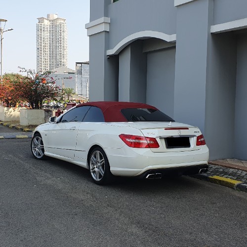 2011 Mercedes Benz E-Class 2011 Mercedes Benz E-Class