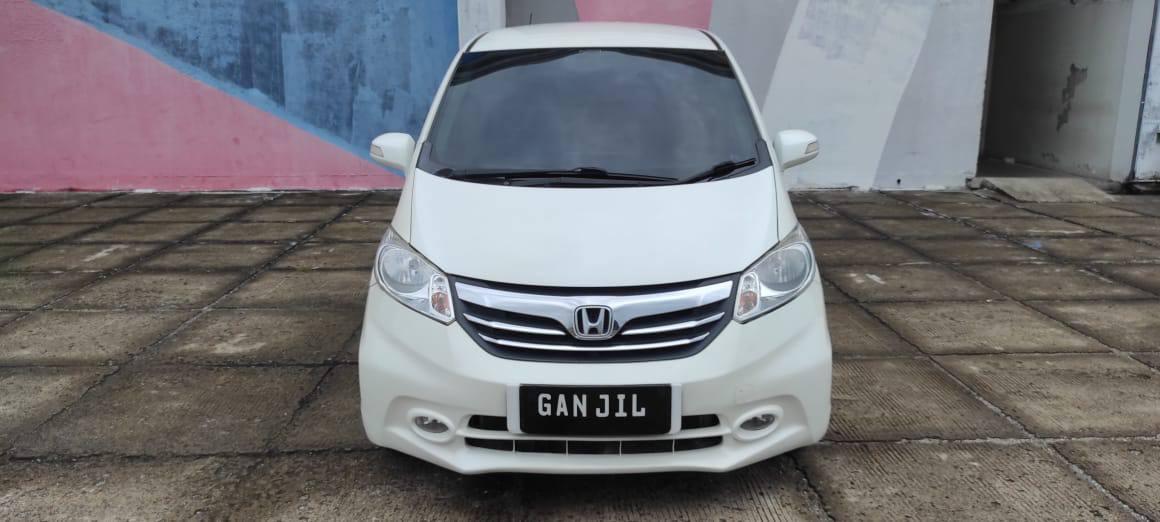 2013 Honda Freed Bekas 2013 Honda Freed Bekas
