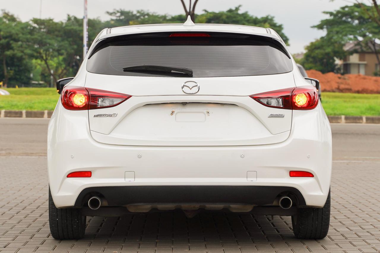 2018 Mazda 3 Hatchback Skyactive-G 2.0 2018 Mazda 3 Hatchback Skyactive-G 2.0