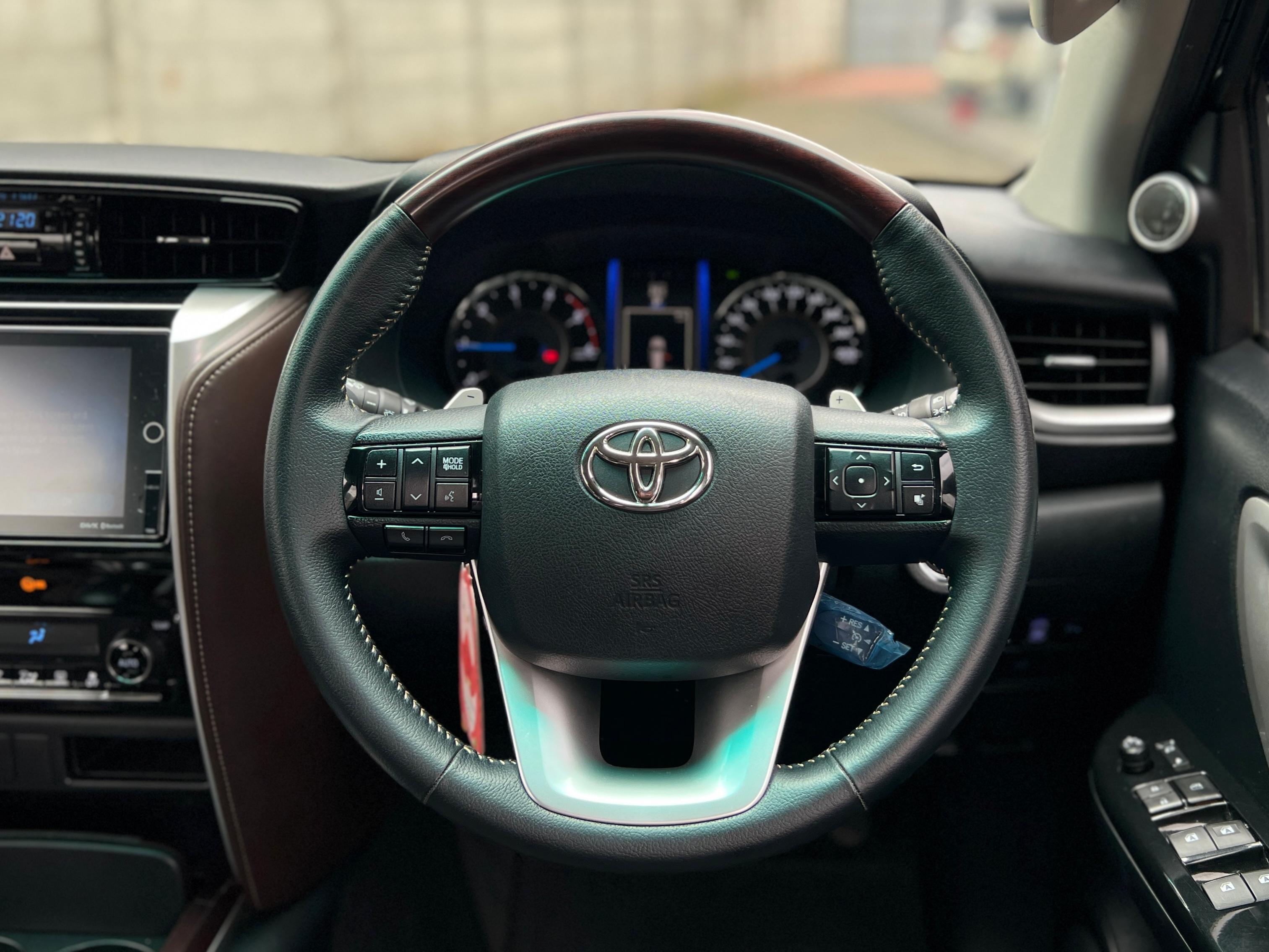 2018 Toyota Fortuner 2.4 VRZ AT 2018 Toyota Fortuner 2.4 VRZ AT