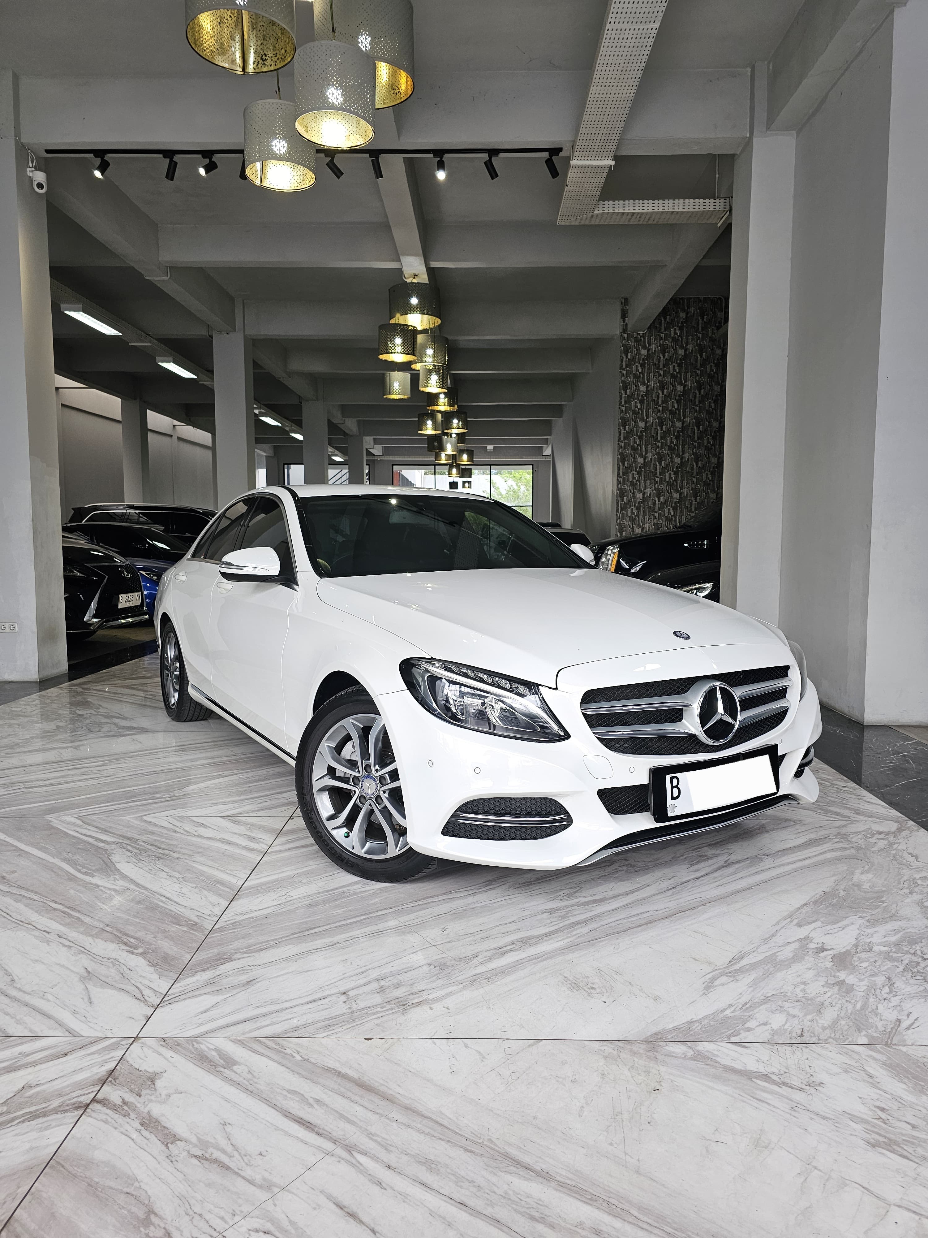 Second Hand 2014 Mercedes Benz C-Class  C200 Second Hand 2014 Mercedes Benz C-Class  C200