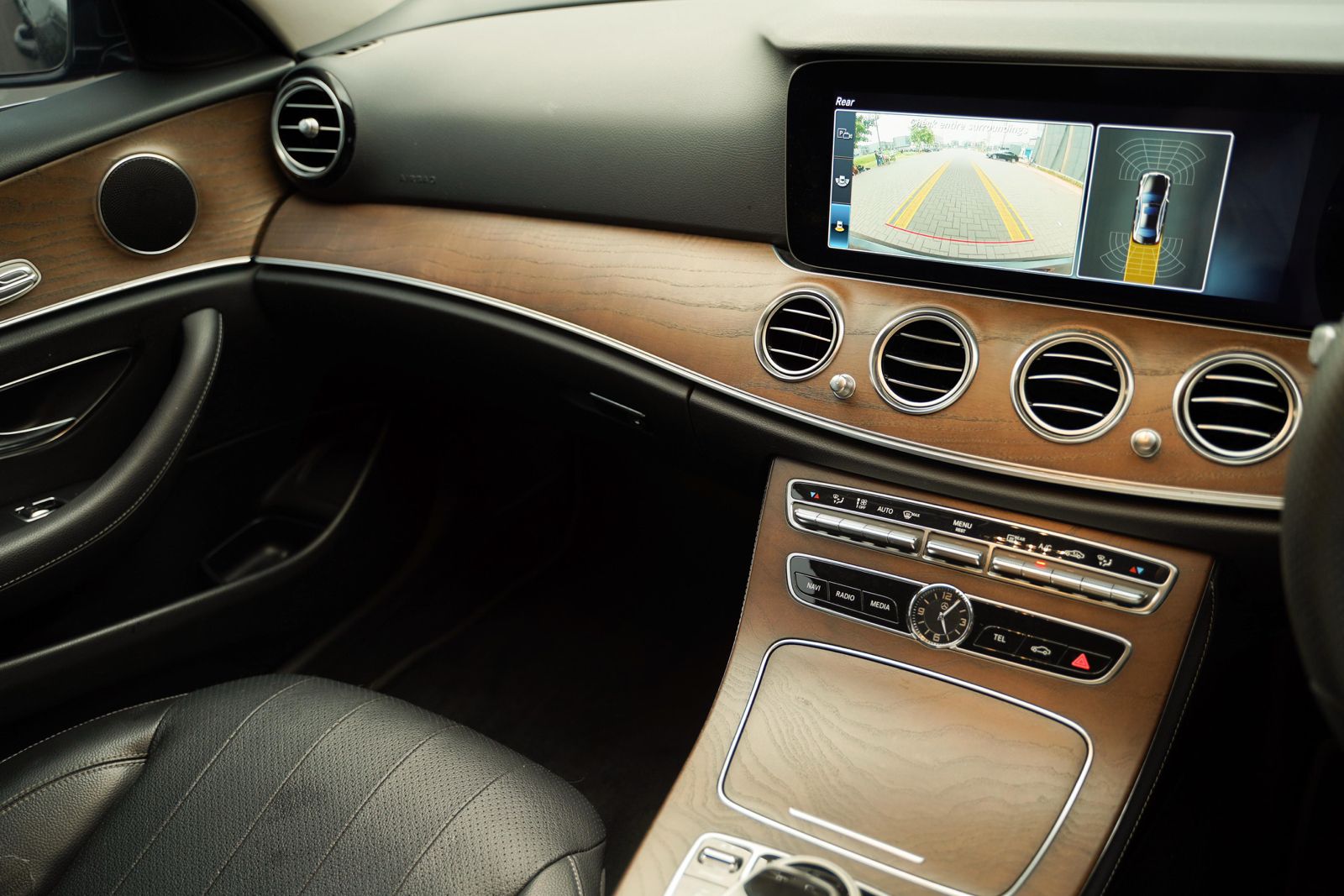 2019 Mercedes Benz E-Class  E 250 AVANGARDE CKD AT 2019 Mercedes Benz E-Class  E 250 AVANGARDE CKD AT