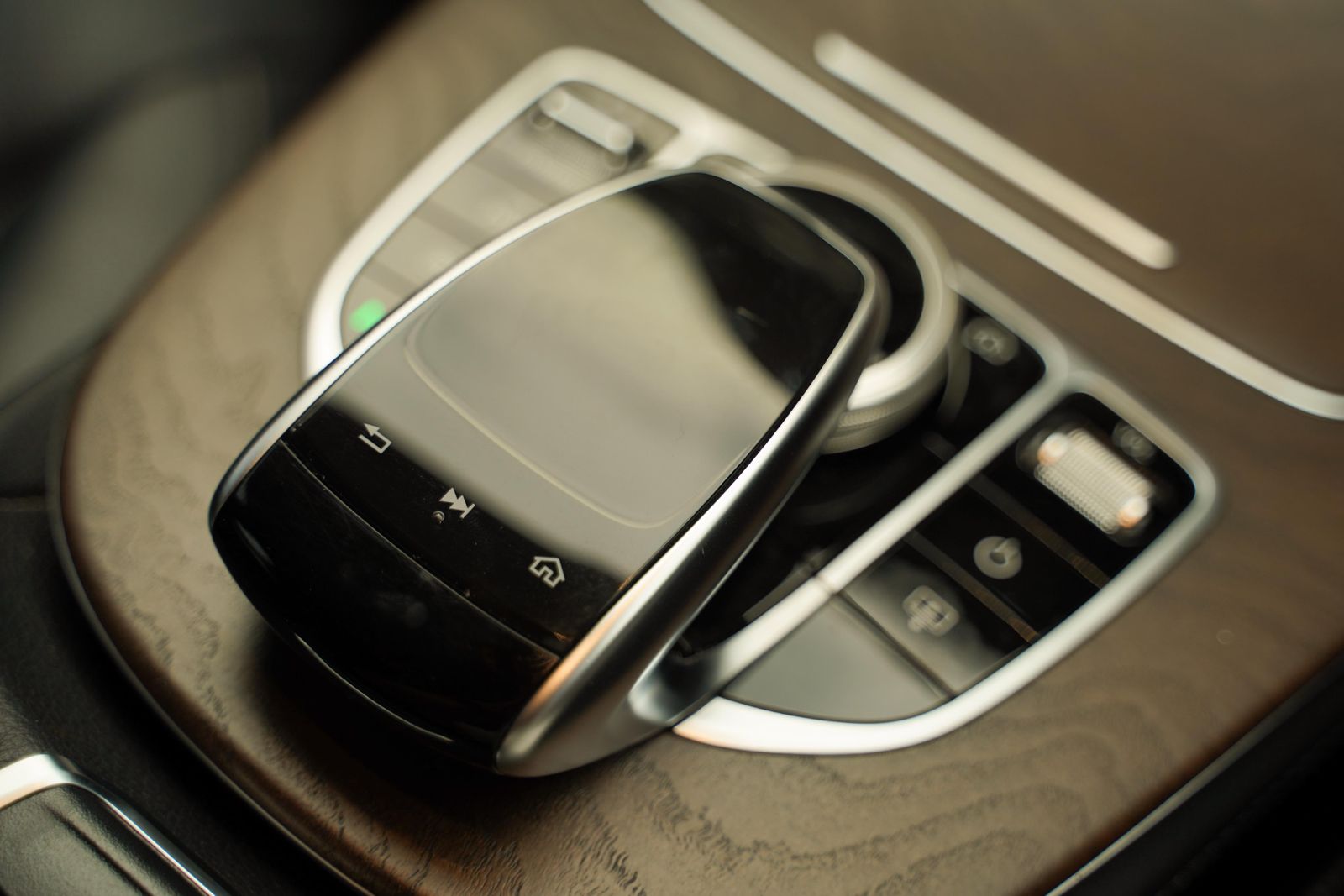 2019 Mercedes Benz E-Class  E 250 AVANGARDE CKD AT 2019 Mercedes Benz E-Class  E 250 AVANGARDE CKD AT