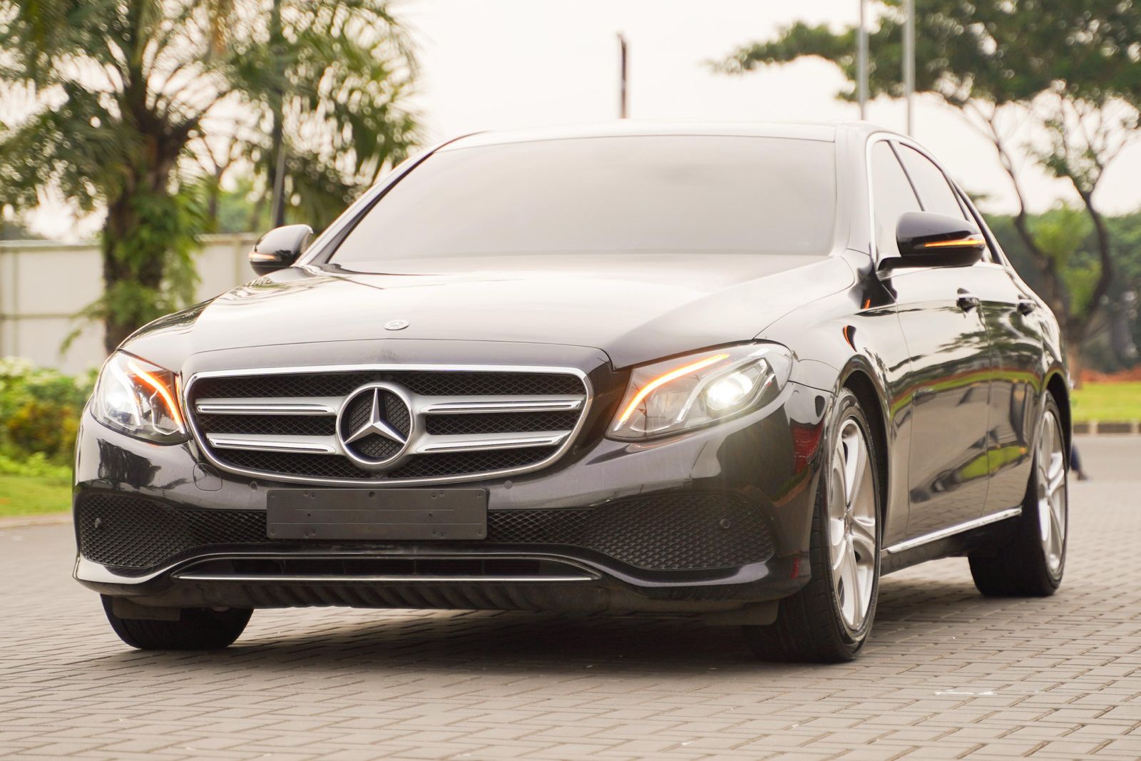 2019 Mercedes Benz E-Class  E 250 AVANGARDE CKD AT 2019 Mercedes Benz E-Class  E 250 AVANGARDE CKD AT