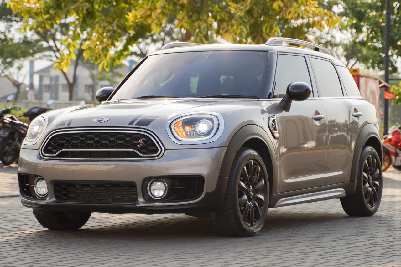 2017 MINI Cooper S Countryman 2.0 S Turbo JCWC 2017 MINI Cooper S Countryman 2.0 S Turbo JCWC