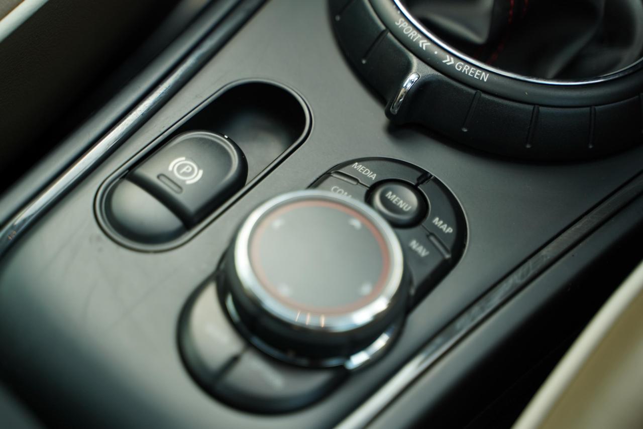 2017 MINI Cooper S Countryman 2.0 S Turbo JCWC 2017 MINI Cooper S Countryman 2.0 S Turbo JCWC