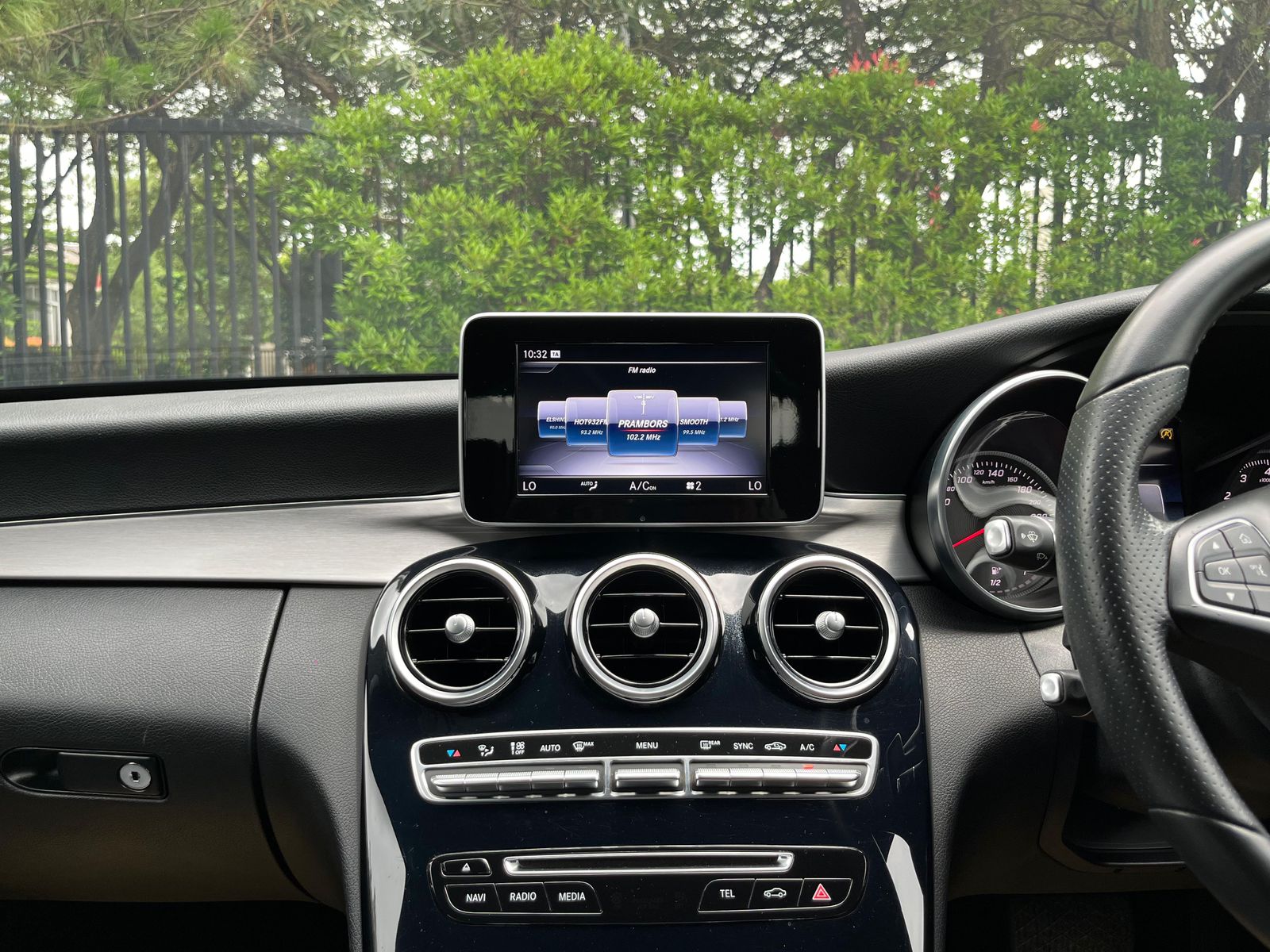 2018 Mercedes Benz C-Class Sedan C 200 2018 Mercedes Benz C-Class Sedan C 200