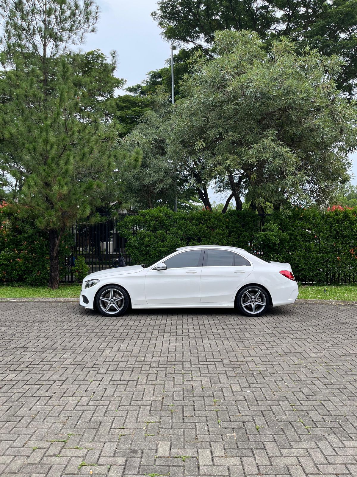 2018 Mercedes Benz C-Class Sedan C 200 2018 Mercedes Benz C-Class Sedan C 200