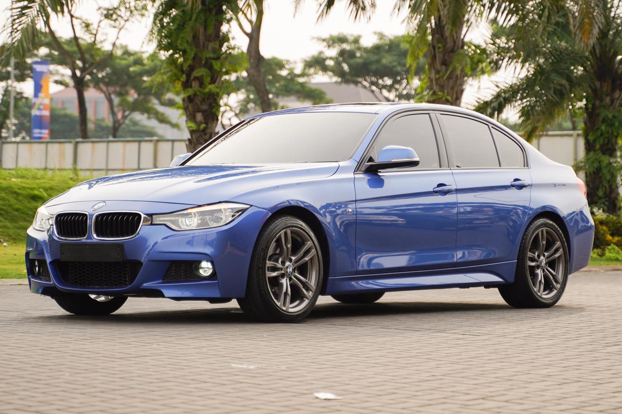 Second Hand 2018 BMW 3 Series Sedan  330i M Sport Second Hand 2018 BMW 3 Series Sedan  330i M Sport