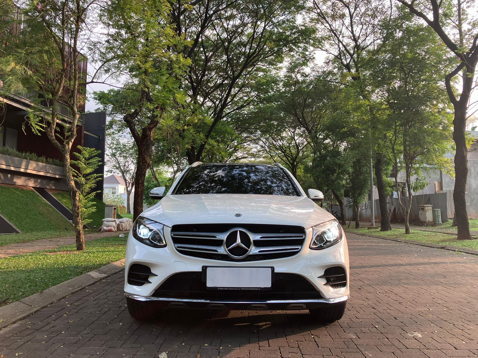 2018 Mercedes Benz GLC-Class 200 AMG Line Bekas 2018 Mercedes Benz GLC-Class 200 AMG Line Bekas