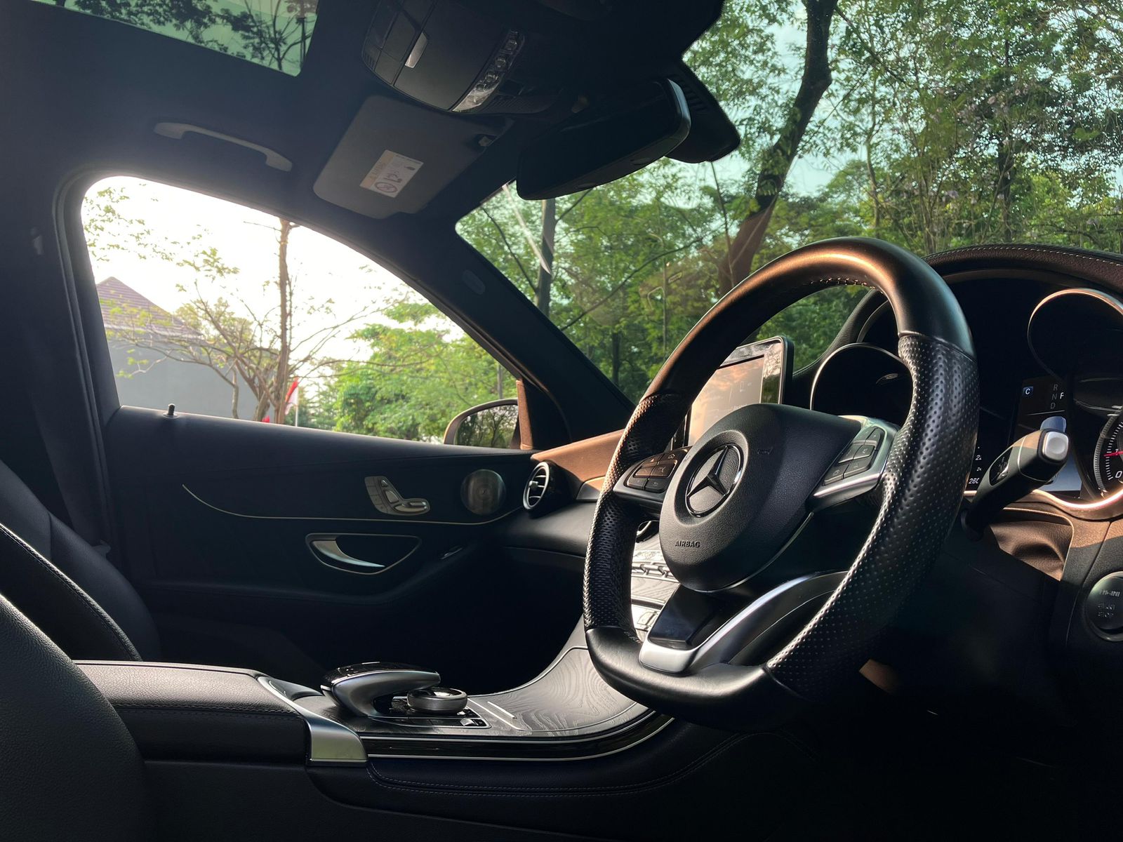 2018 Mercedes Benz GLC-Class 200 AMG Line 2018 Mercedes Benz GLC-Class 200 AMG Line