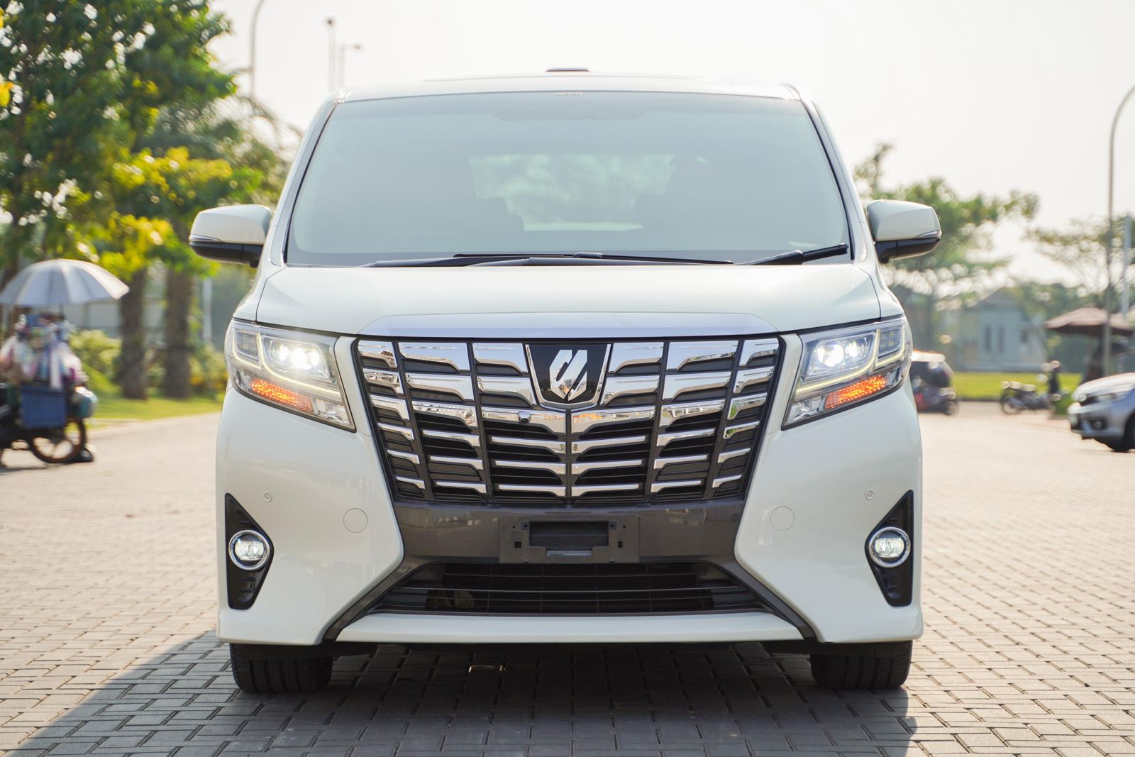 2015 Toyota Alphard  2.5 G 2015 Toyota Alphard  2.5 G
