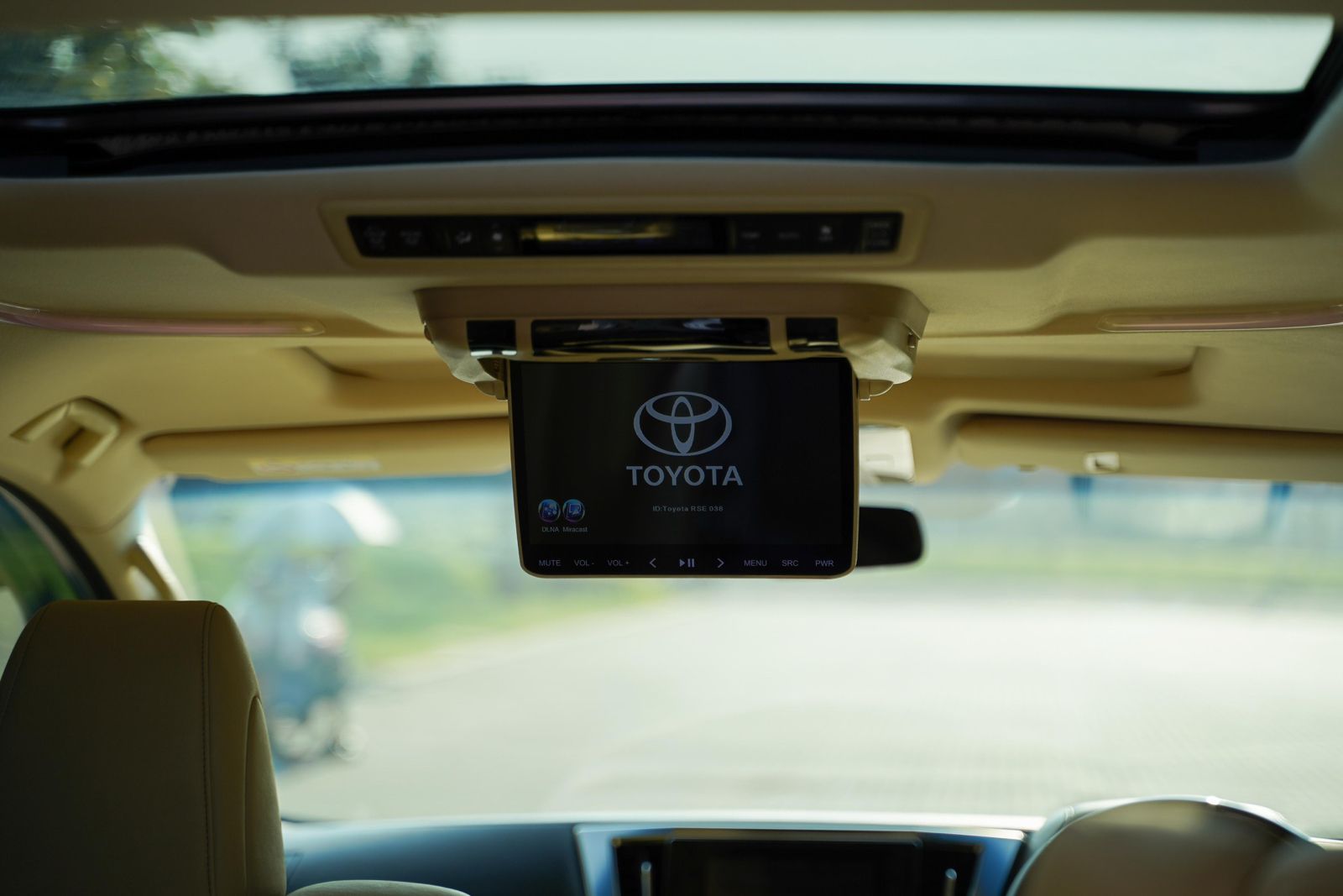 2015 Toyota Alphard  2.5 G 2015 Toyota Alphard  2.5 G