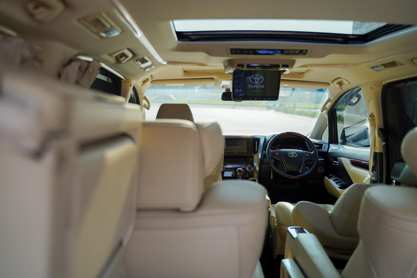 2015 Toyota Alphard  2.5 G 2015 Toyota Alphard  2.5 G