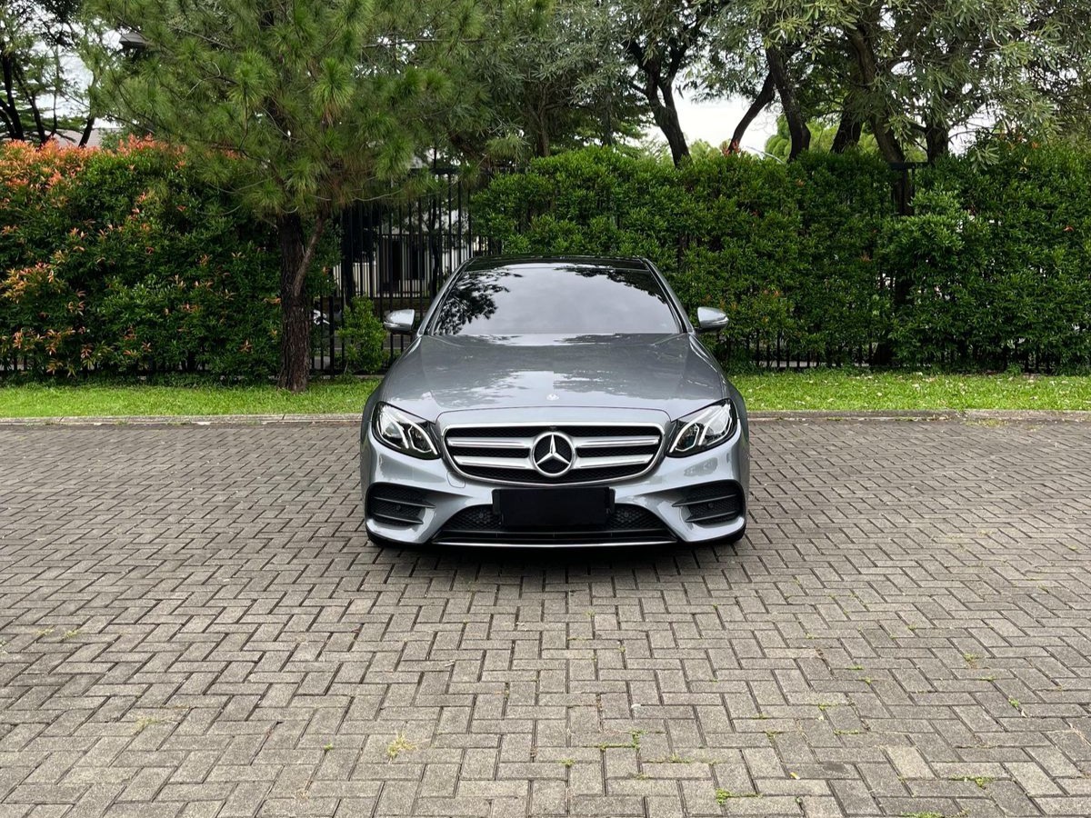 Second Hand 2018 Mercedes Benz E-Class  E 300 AMG Line Second Hand 2018 Mercedes Benz E-Class  E 300 AMG Line