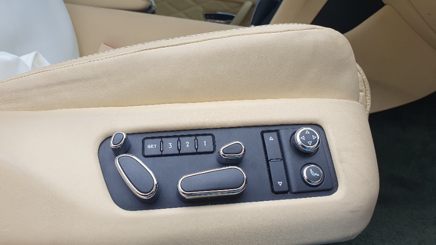 2014 Bentley Flying Spur 2014 Bentley Flying Spur