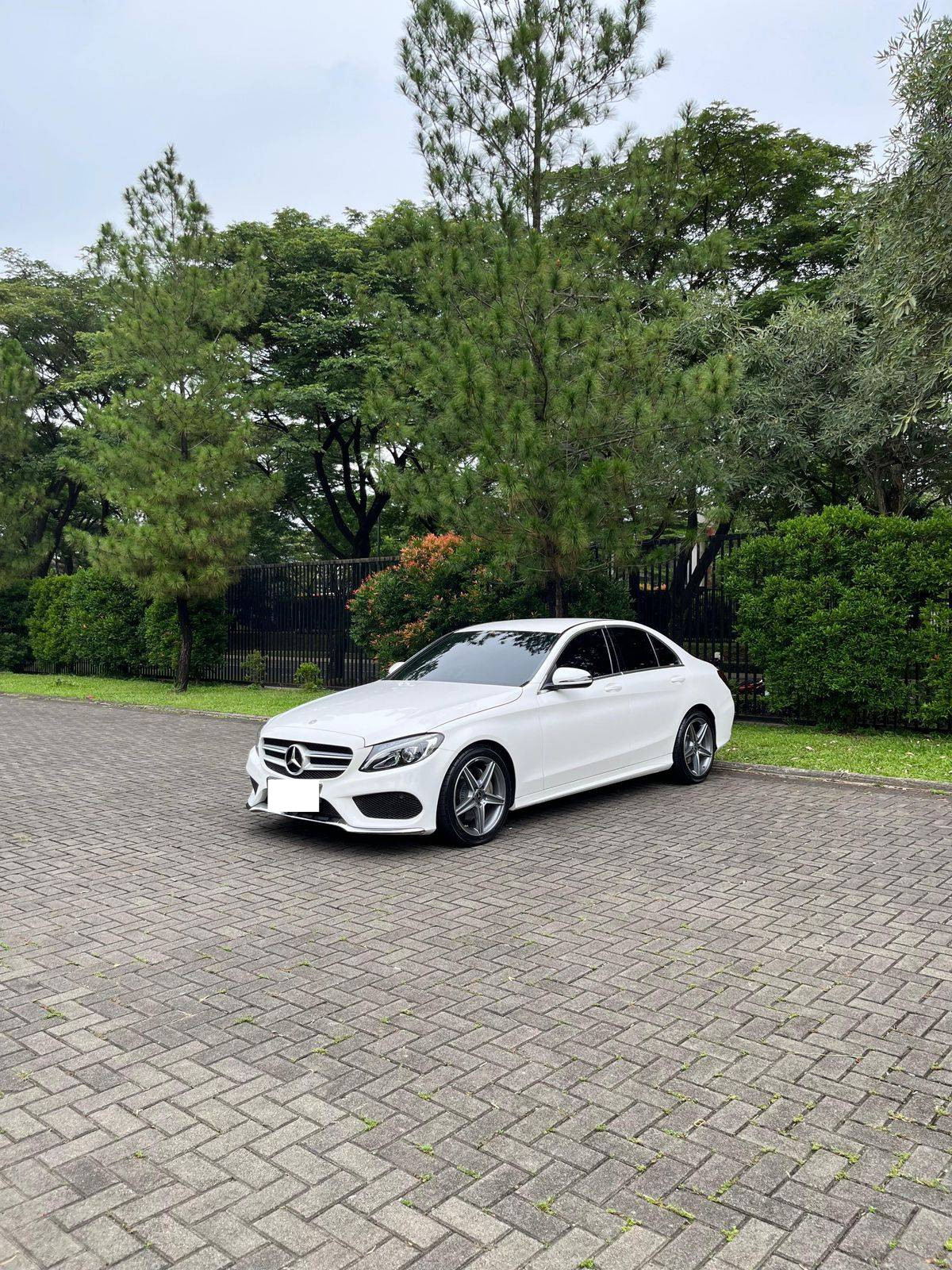 2018 Mercedes Benz C-Class Sedan C 200 2018 Mercedes Benz C-Class Sedan C 200