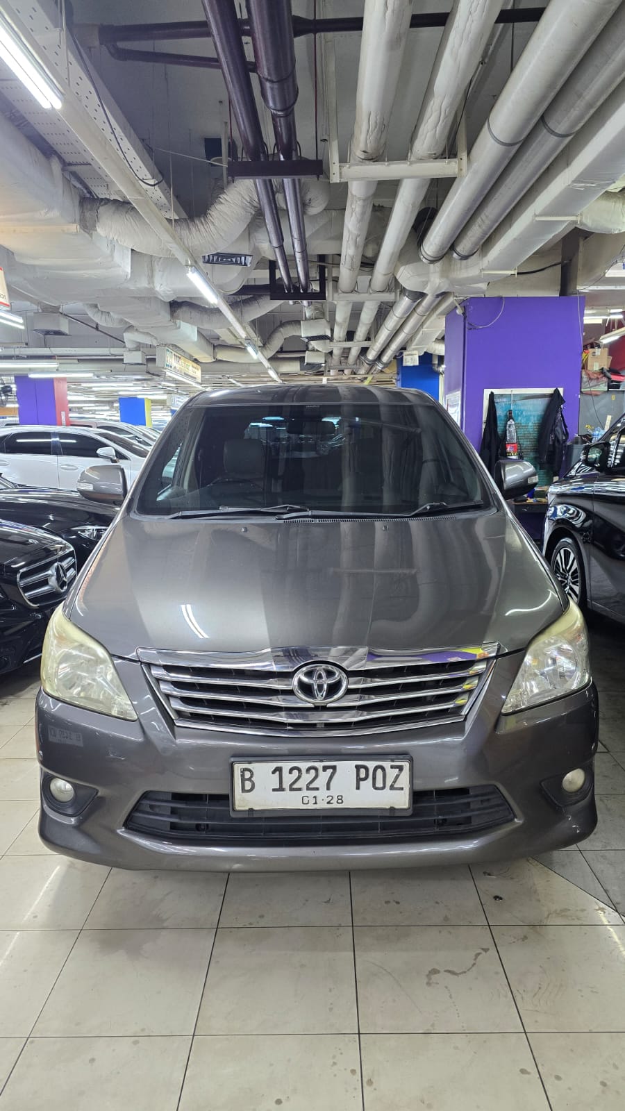 2012 Toyota Kijang Innova Bekas 2012 Toyota Kijang Innova Bekas