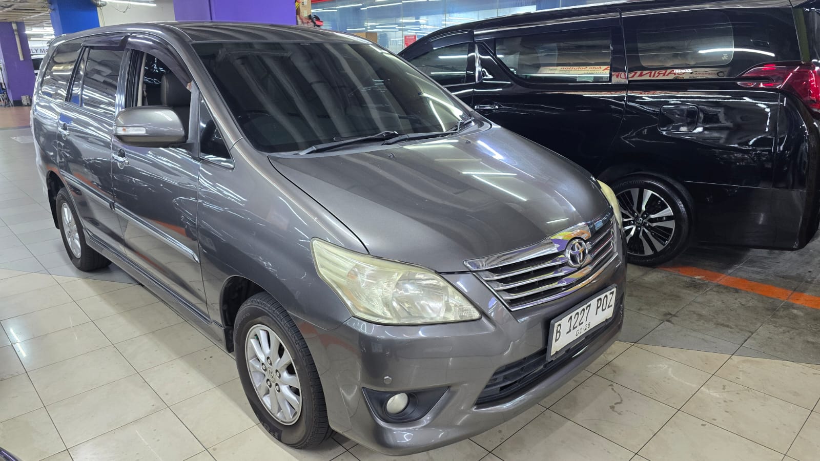 2012 Toyota Kijang Innova 2012 Toyota Kijang Innova