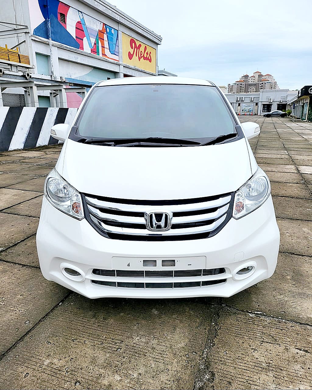 Second Hand 2015 Honda Freed Second Hand 2015 Honda Freed