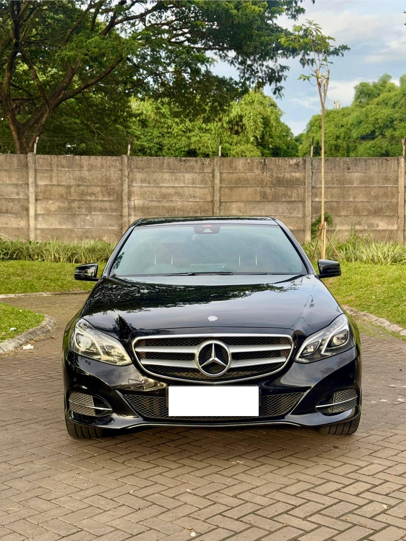 2014 Mercedes Benz E-Class  250 AVG AMG STYLE 2014 Mercedes Benz E-Class  250 AVG AMG STYLE