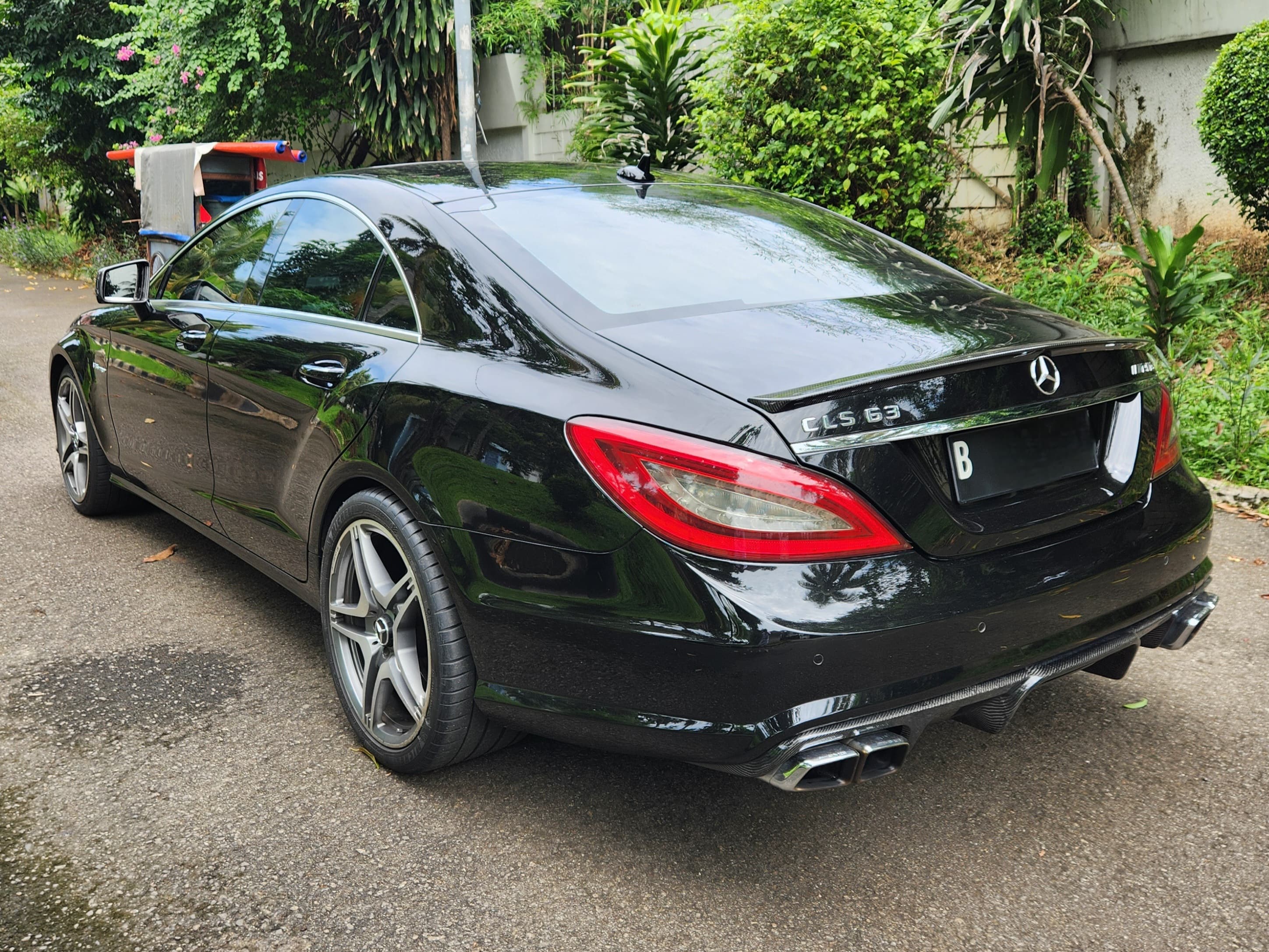 2013 Mercedes Benz CLS-Class 63 AMG V8 BITURBO 2013 Mercedes Benz CLS-Class 63 AMG V8 BITURBO