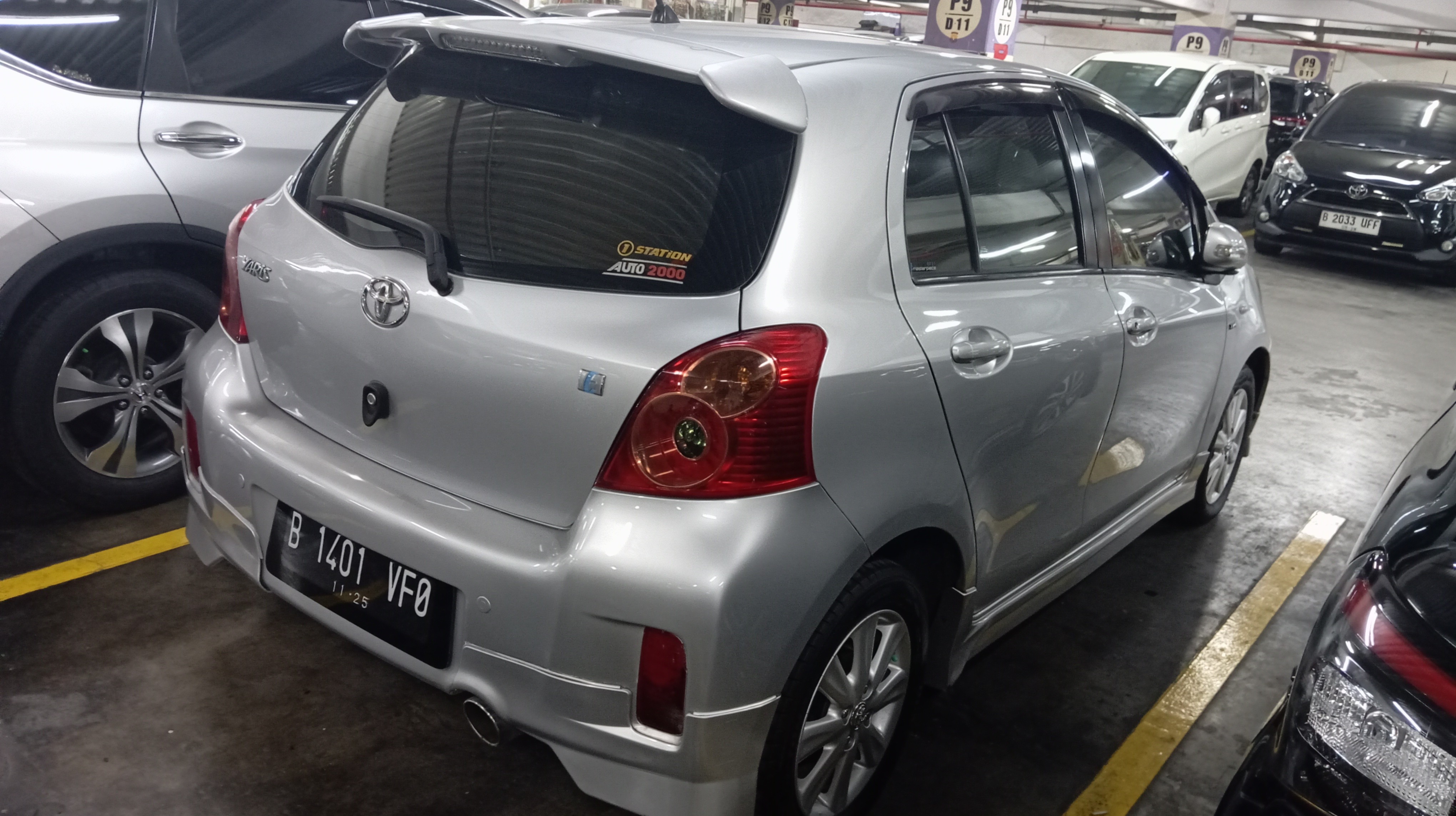 2012 Toyota Yaris 2012 Toyota Yaris