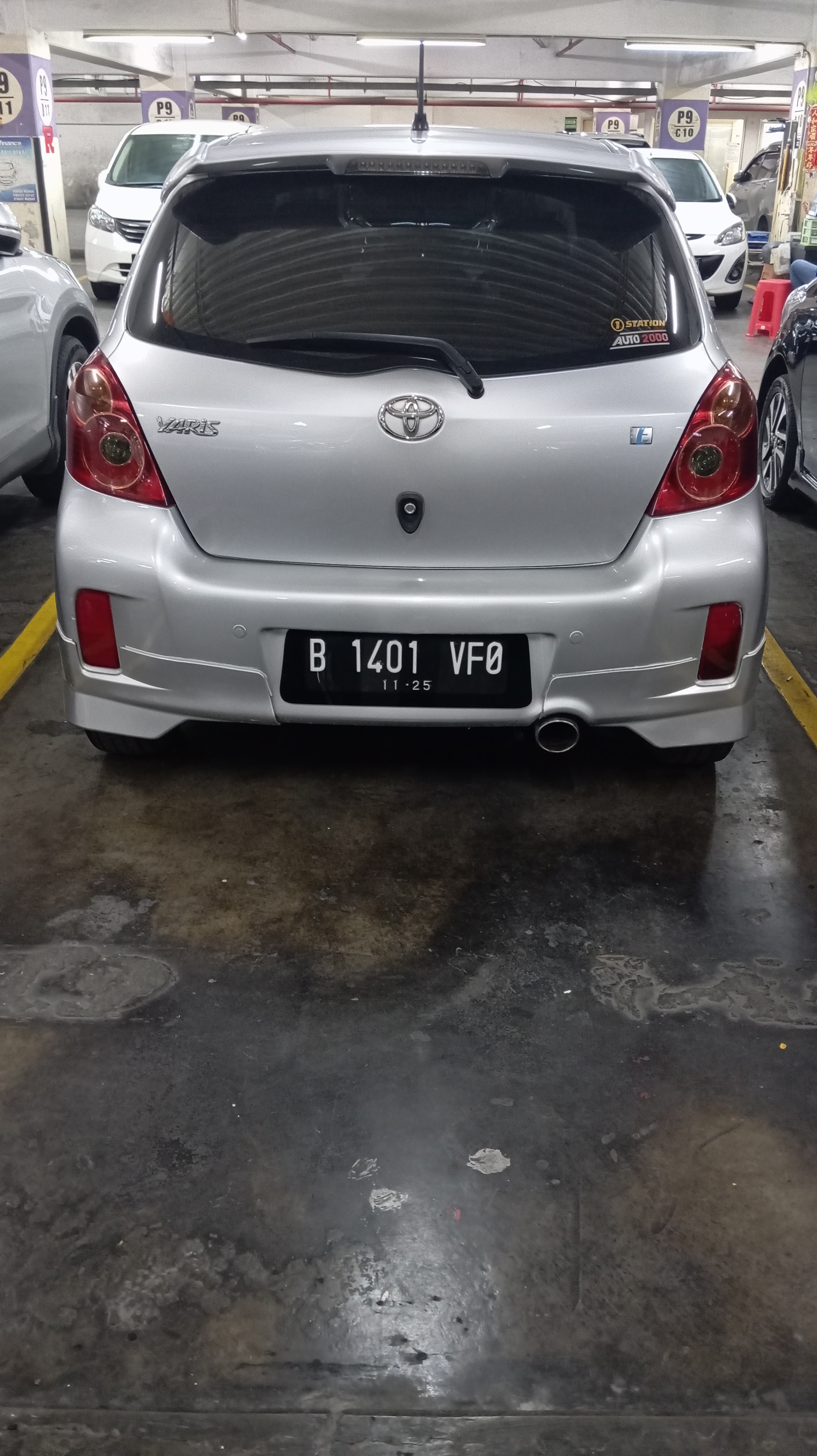 2012 Toyota Yaris 2012 Toyota Yaris