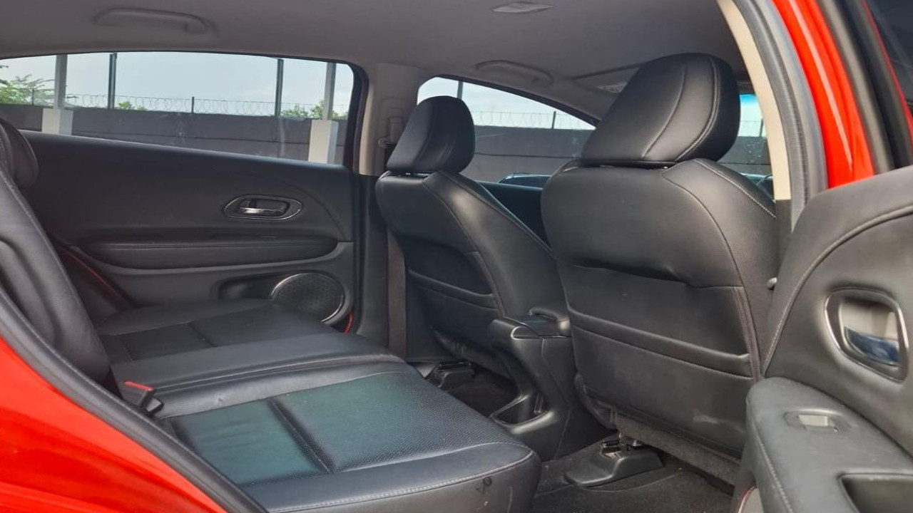 2021 Honda HRV 1.5L SE CVT 2021 Honda HRV 1.5L SE CVT