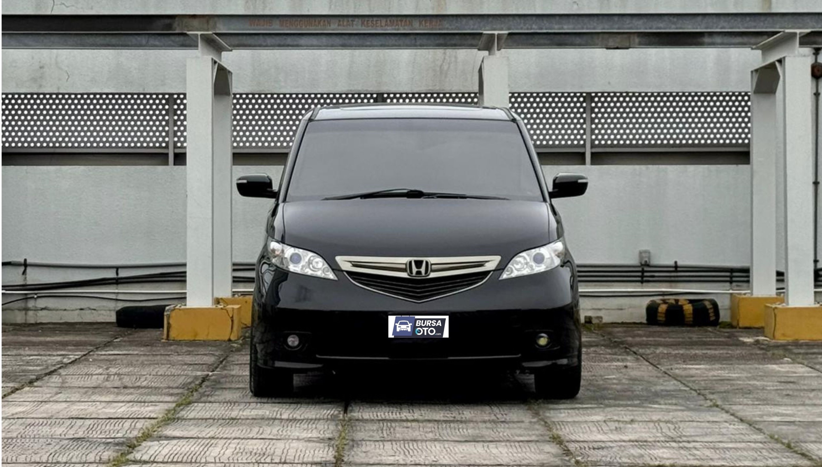 Second Hand 2004 Honda Elysion Second Hand 2004 Honda Elysion