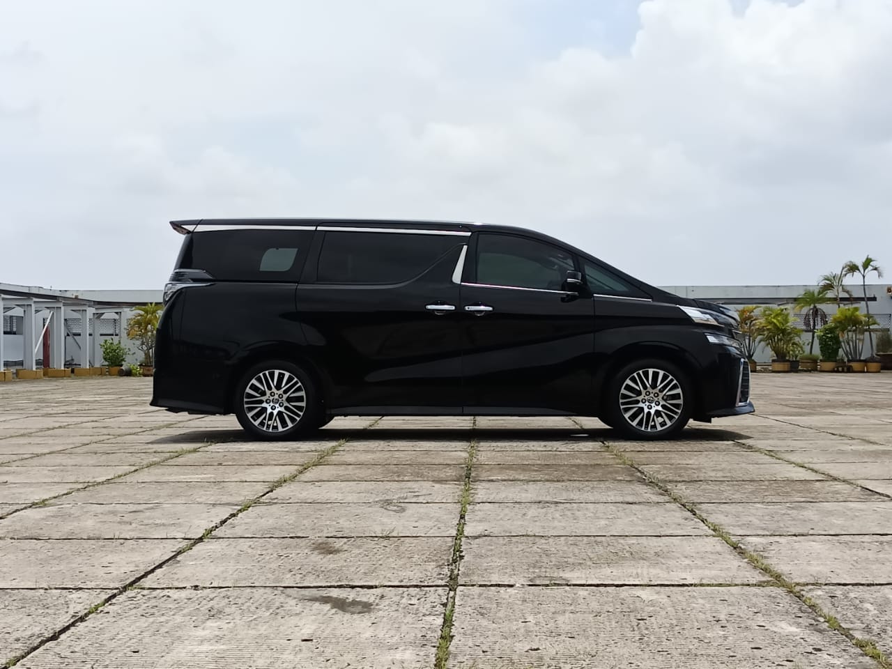 2015 Toyota Vellfire 2015 Toyota Vellfire