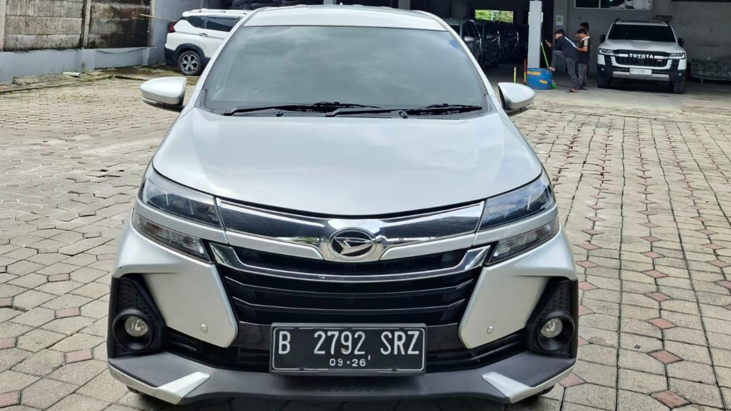 Second Hand 2021 Daihatsu Grand Xenia 1.5 R Deluxe MT Second Hand 2021 Daihatsu Grand Xenia 1.5 R Deluxe MT