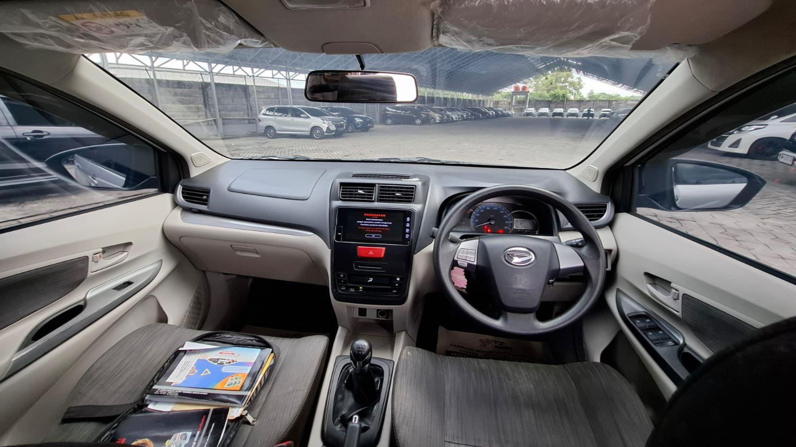 2021 Daihatsu Grand Xenia 2021 Daihatsu Grand Xenia