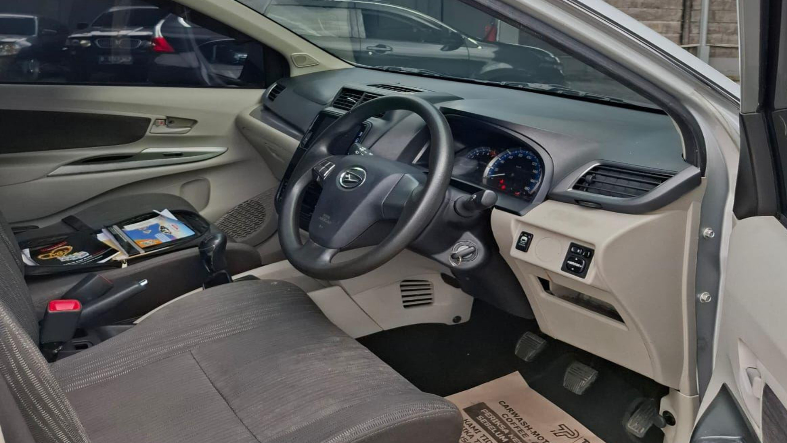 2021 Daihatsu Grand Xenia 2021 Daihatsu Grand Xenia