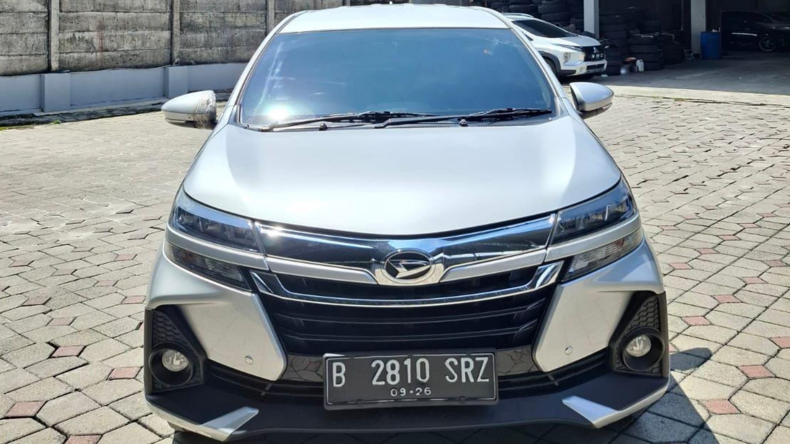 Second Hand 2021 Daihatsu Grand Xenia 1.5 R Deluxe MT Second Hand 2021 Daihatsu Grand Xenia 1.5 R Deluxe MT