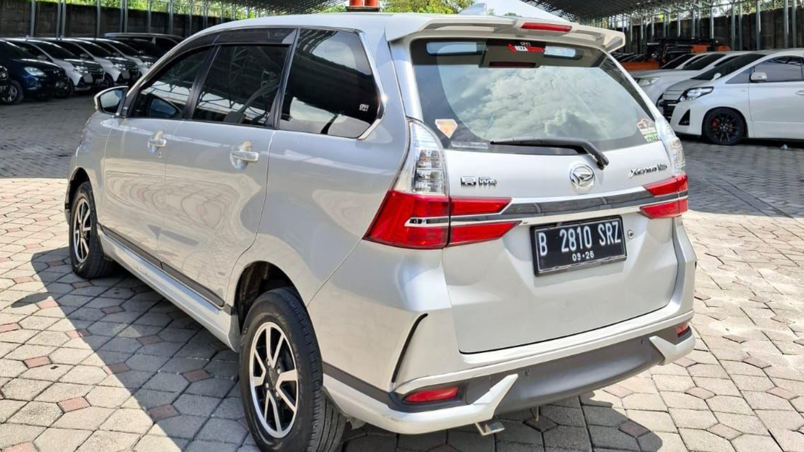 2021 Daihatsu Grand Xenia 2021 Daihatsu Grand Xenia