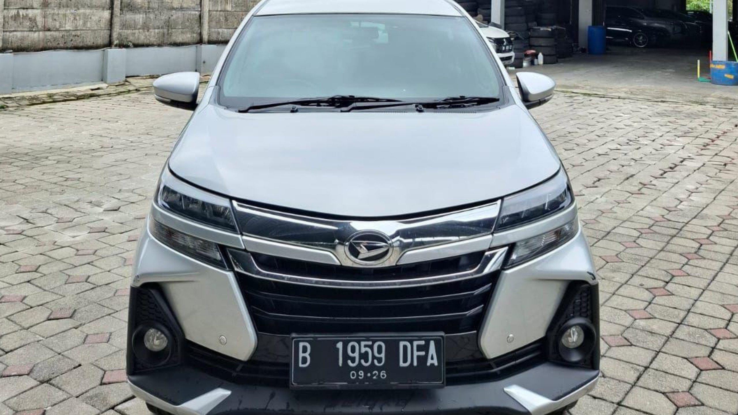 Second Hand 2021 Daihatsu Grand Xenia 1.5 R Deluxe MT Second Hand 2021 Daihatsu Grand Xenia 1.5 R Deluxe MT