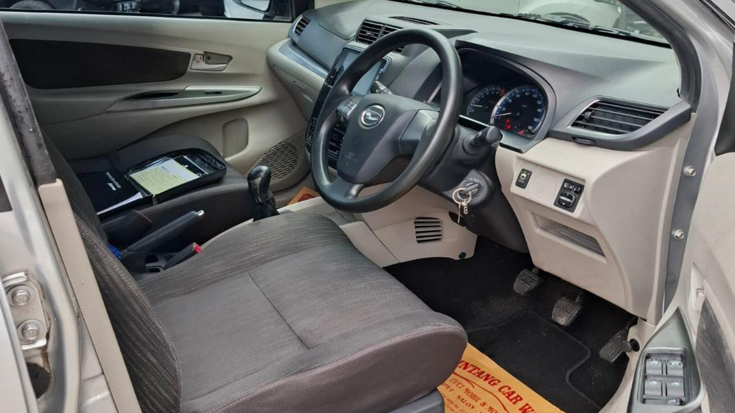 2021 Daihatsu Grand Xenia 2021 Daihatsu Grand Xenia