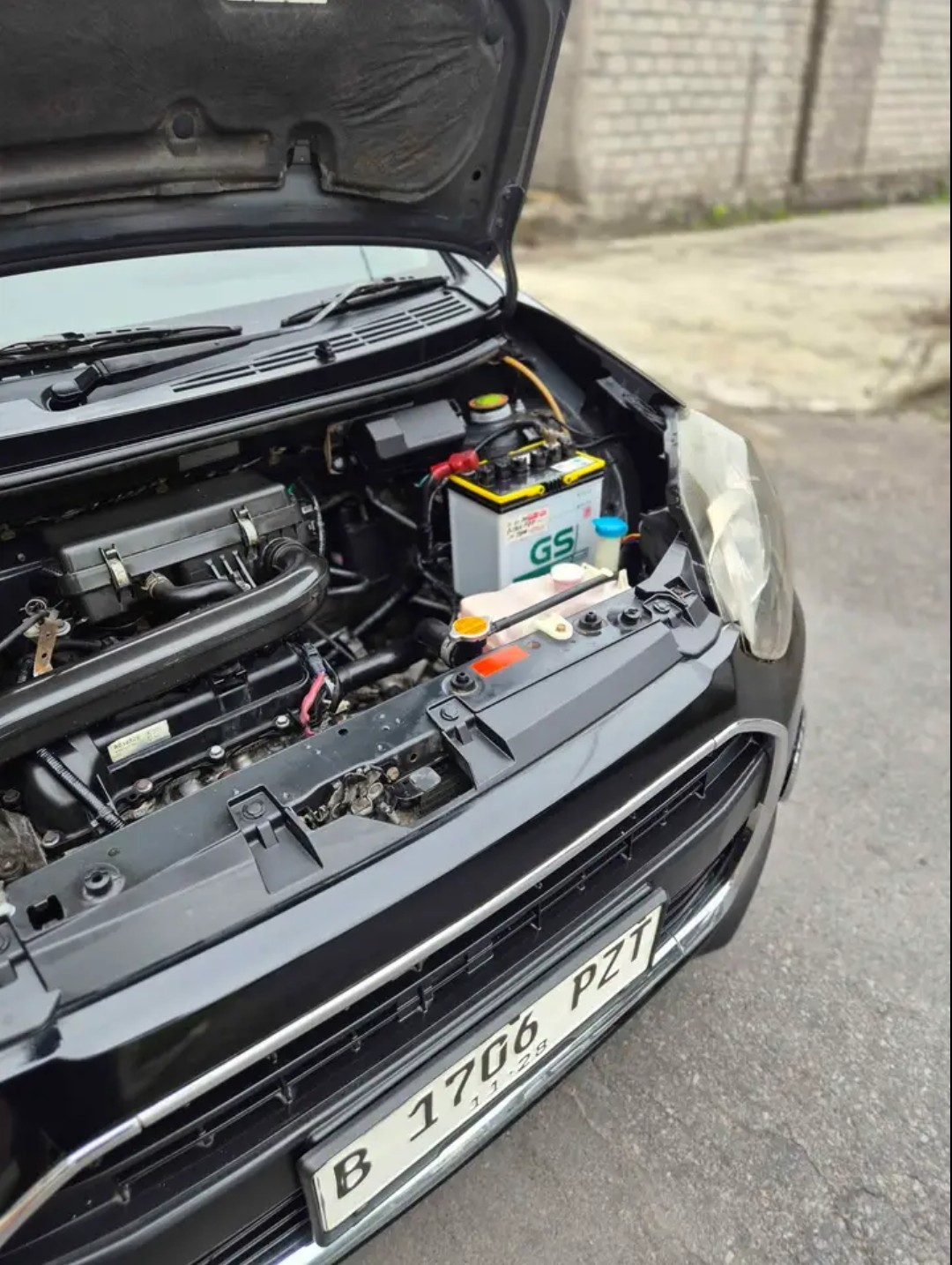 2013 Daihatsu Ayla  1.0 X MT 2013 Daihatsu Ayla  1.0 X MT