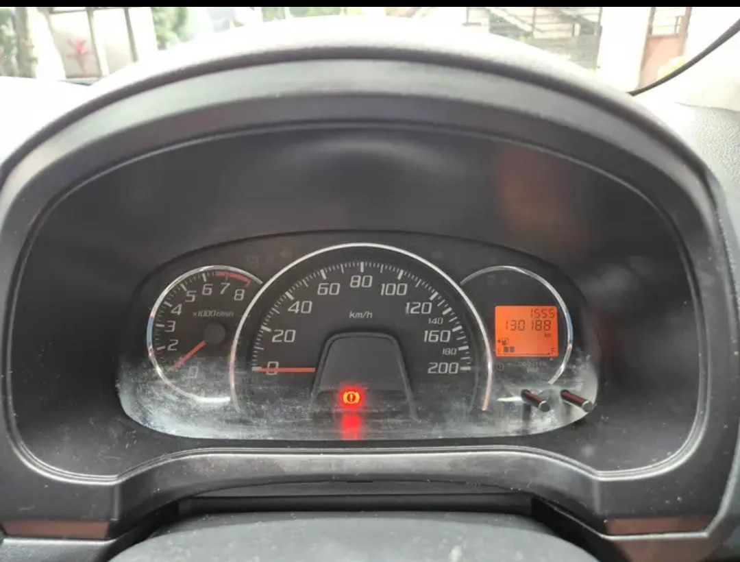 2013 Daihatsu Ayla  1.0 X MT 2013 Daihatsu Ayla  1.0 X MT