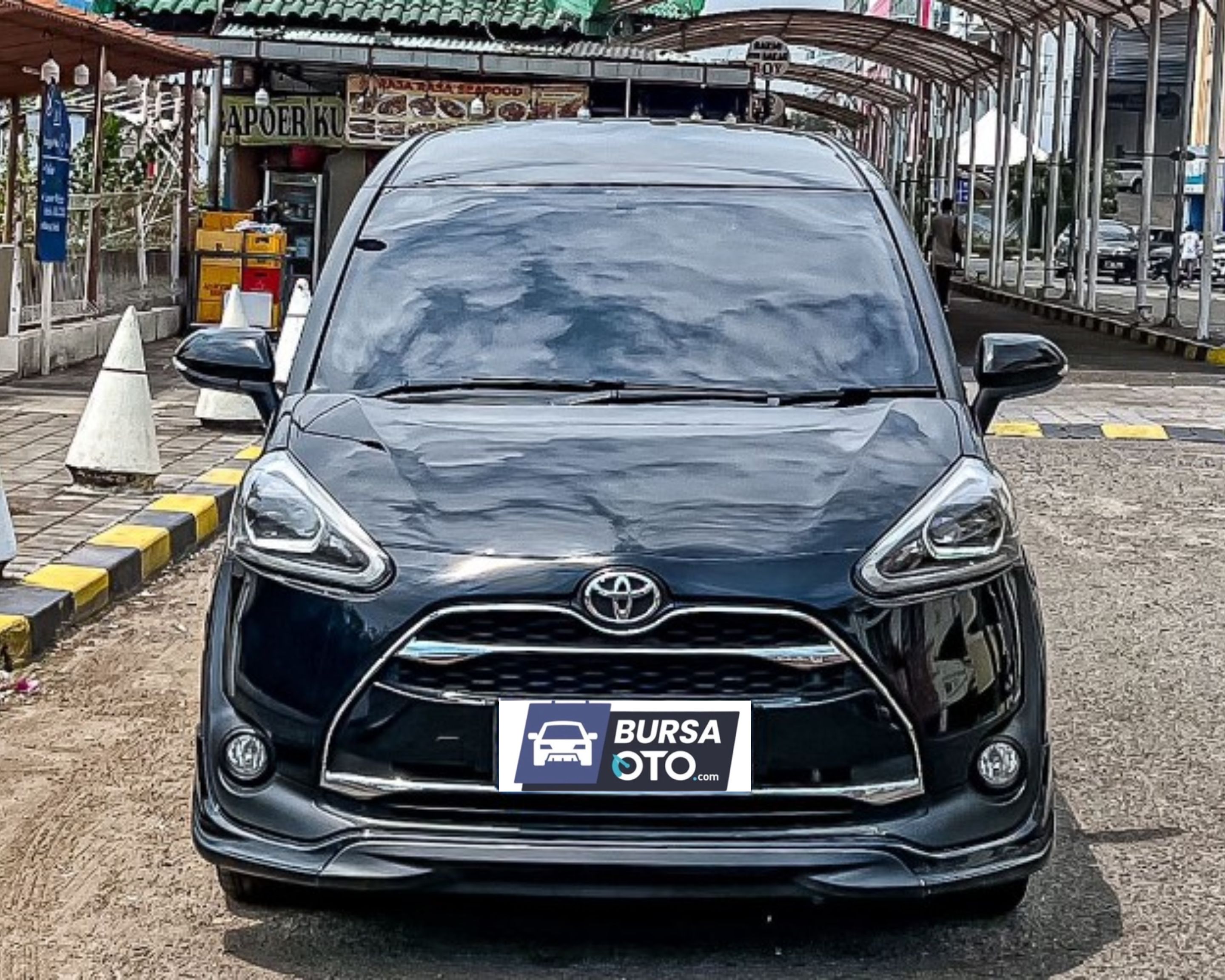 2017 Toyota Sienta Bekas 2017 Toyota Sienta Bekas