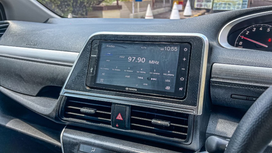 2017 Toyota Sienta 2017 Toyota Sienta