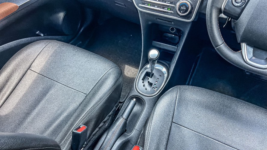 2017 Toyota Sienta 2017 Toyota Sienta