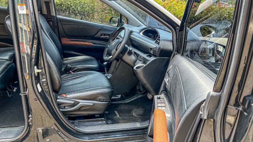 2017 Toyota Sienta 2017 Toyota Sienta